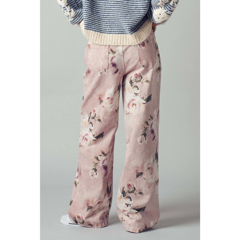 Urban Daizy Romantic Rose Print High-Rise Denim Pants - Picture 4 of 10